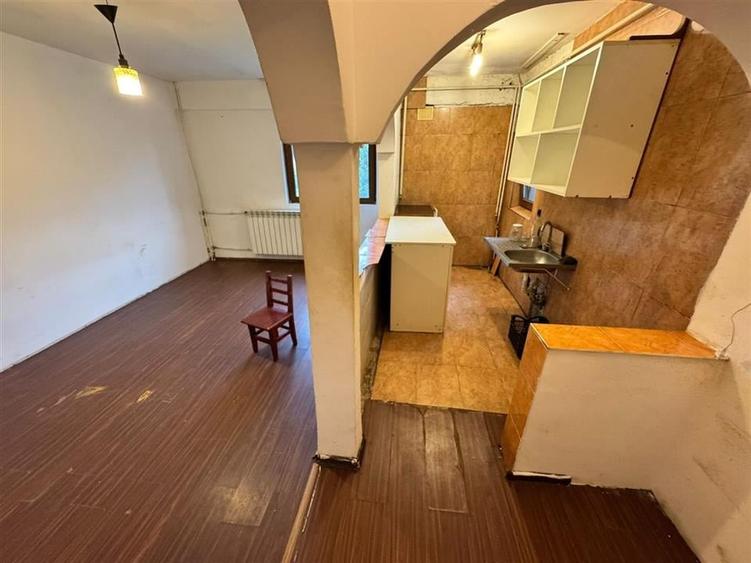 2 camere, zona sud, etaj 3/4, izolat, termopan (necesita renovare) - 4