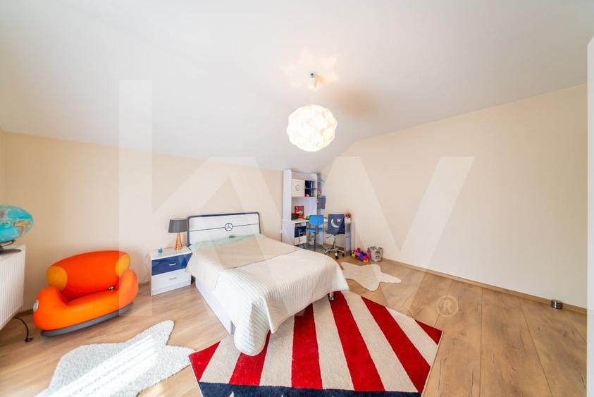 Vila cu 5 dormitoare și grădină generoasă, perfectă pentru familia ta! - 38