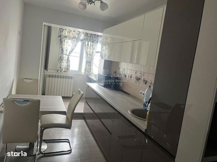 Apartament 3 camere de inchiriat Promed Pavcom - 2