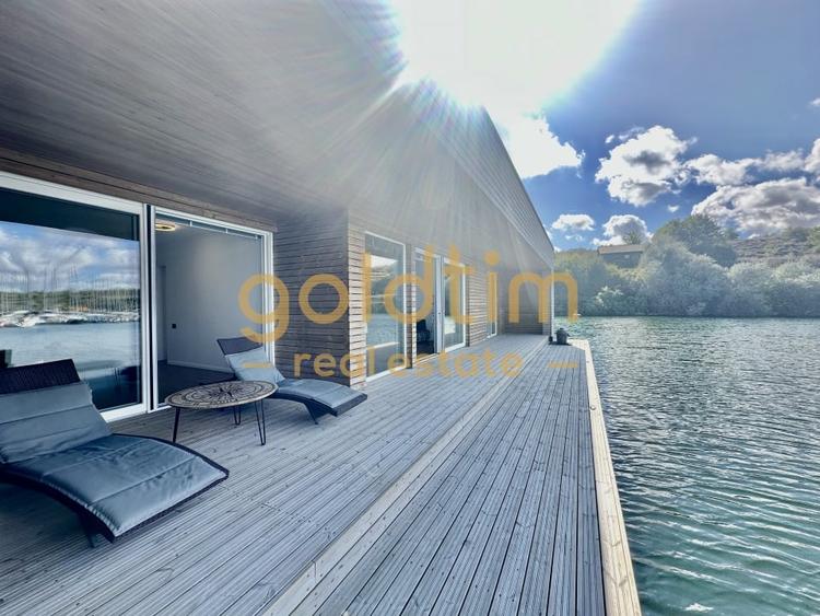 CASA PLUTITOARE/CONSTRUCTIE BETON PLUTITOR/UNICA IN ROMANIA/5 LOCURI DE ACOSTARE - 3