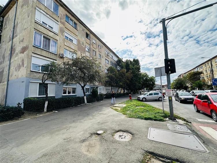 APARTAMENT 3 CAMERE, ETAJUL 2, TIP T, ZONA VELENTA, STRADA SELEUSULUI - 10