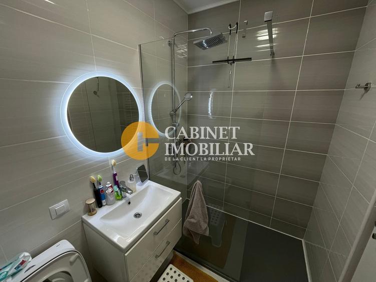 Apartament 4 camere DECOMANDAT et 1 + LOC DE PARCARE si BOXA - PACURARI - 3
