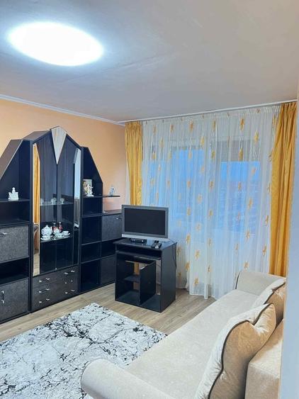 Apartament cu 2 camere decomandat în Theodor Pallady