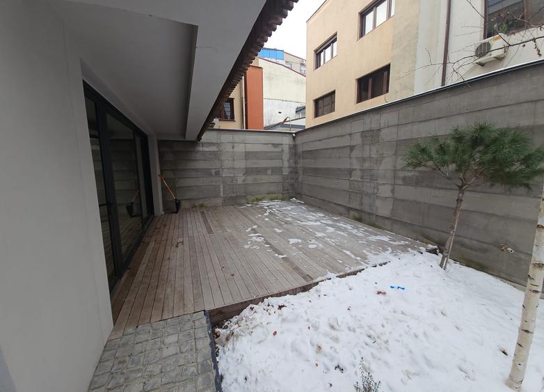 Dorobanti proiect unic lux P+2E+M 2025, lift, pompe caldura, curte, deck frasin - 2