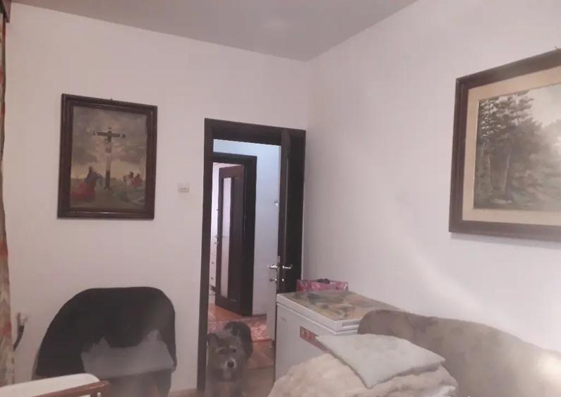 Apartament Cu 3 Camere Semidecomandate - Etaj 2 - Zona Ultracentral - 10