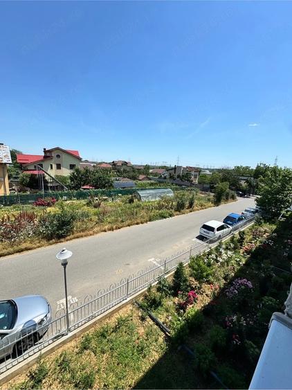 Apartament cu 2 camere decomandat în Est