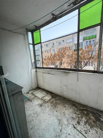 RECO Apartament 3 camere cu potential, etaj 2, Calea Aradului - 9