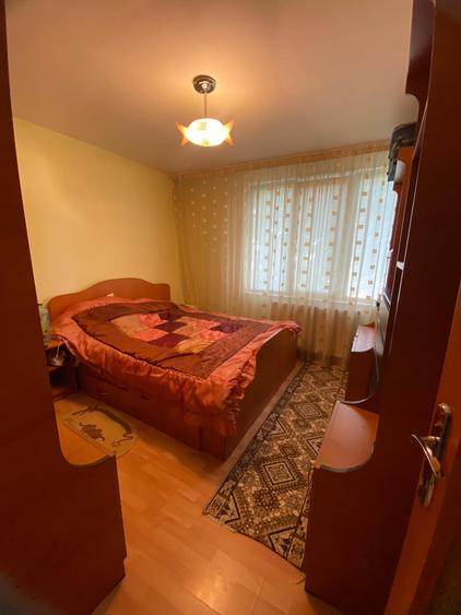 De vanzare 3 camere decomandate la parter in zona Orizont - 3