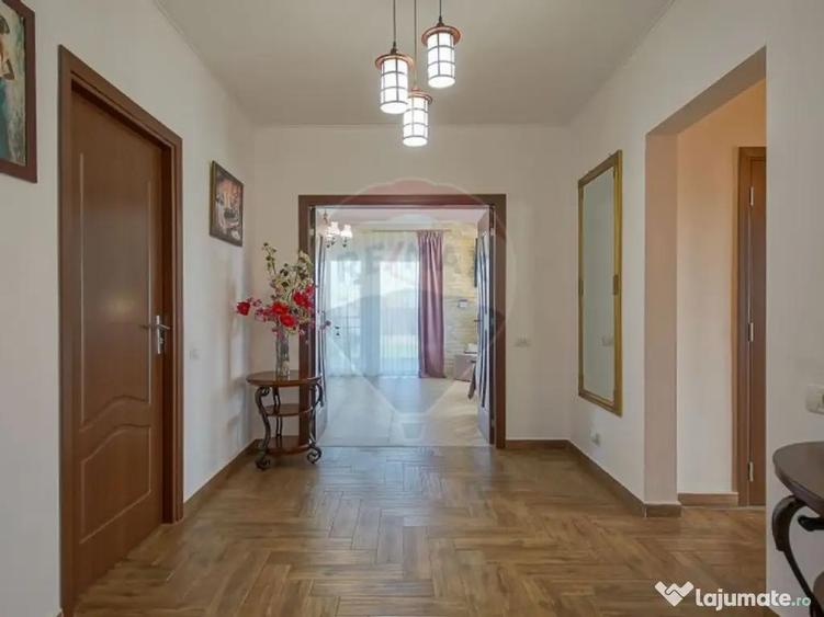 Casa parter pe teren 750 mp in Sanpetru Comision 0% - 7