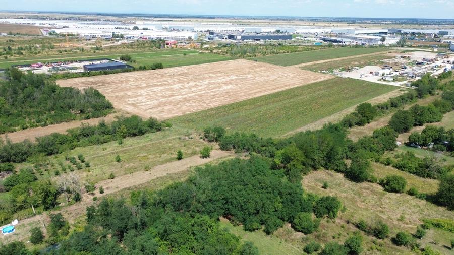 Teren Bolintin-Deal 2,5ha, deschidere 100 m, langa autostrada, acces rapid la A0 - 7