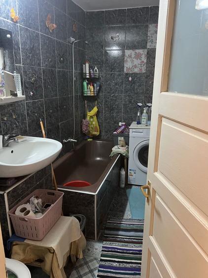 Vand apartament pe strada Regele Ferdinand nr 11 - 2