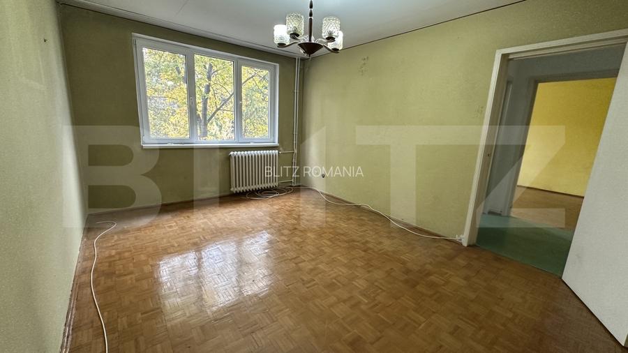 Apartament cu 2 camere, zona Rogerius