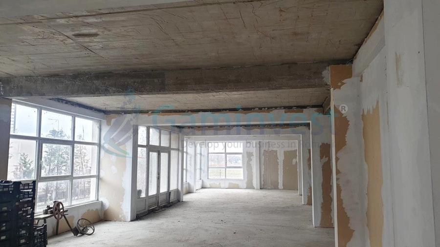 Spatiu comercial cu vitrina de vanzare, Sanmartin, Bihor - 1