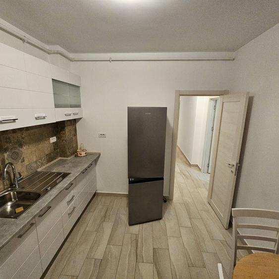Apartament Coresi Tractoru - 1