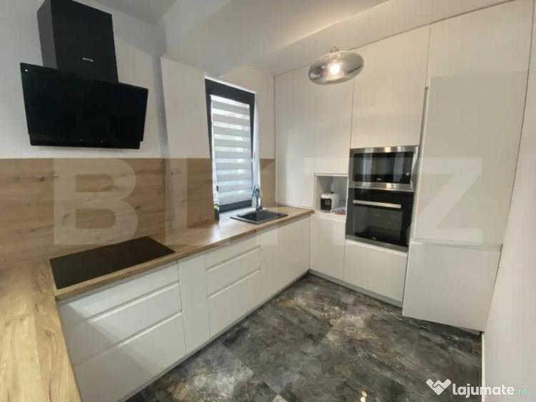 Apartament cu 3 camere, in suprafata de 110 mp, decomandat z - 1