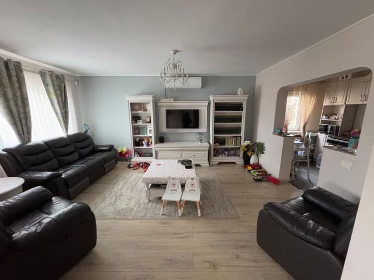 DE VANZARE | CASA 3 CAMERE | VALU LUI TRAIAN - 1