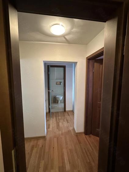 Proprietar inchiriez aoartament cu 3 camere - 7