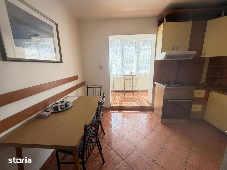 Apartament cu 4 camere Soarelui - 4