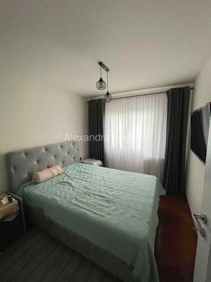 Apartament 2 camere renovat complet - etaj 3 - Podu Ros Apartament 2 camere renovat complet - etaj 3 - Podu Ros