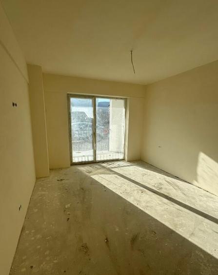 Apartament 3 came parter bloc nou centru - 1