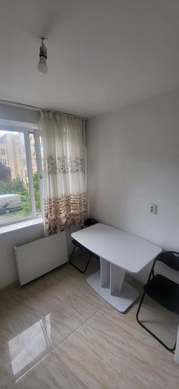 Apartament de vanzare - 5