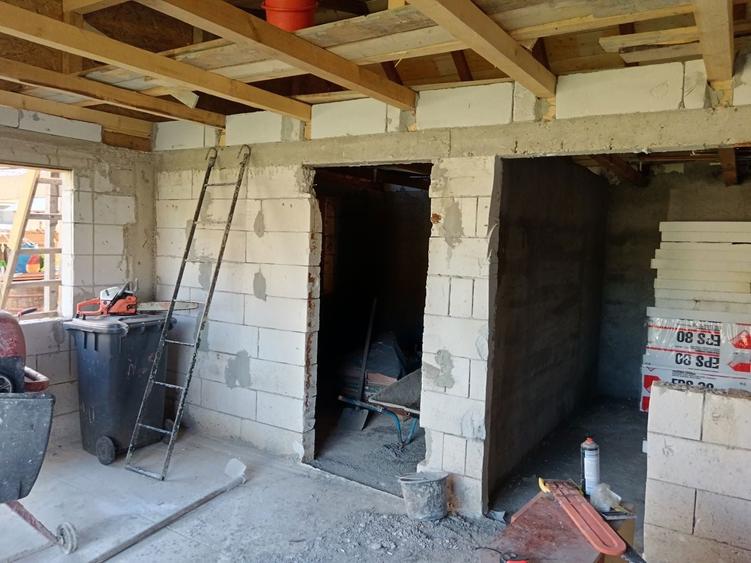 Vand proprietate in Cazasu, aproape de Braila, compusa din casa noua si teren de 304 mp, intr-o zona in plina dezvoltare - 7