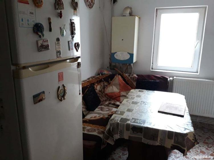 inchiriez o camera intr-un apartament - 3