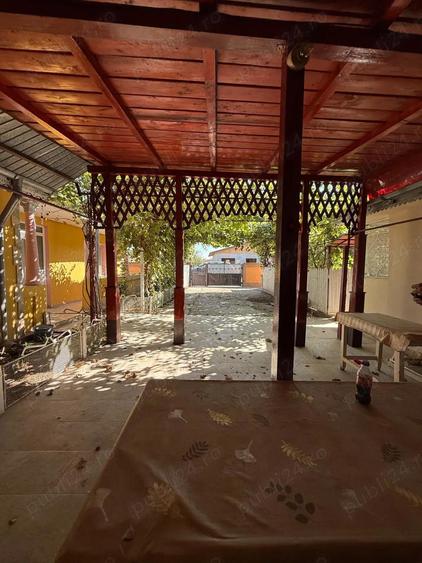 Casa de vanzare cu teren 922 mp Tecuci - 4