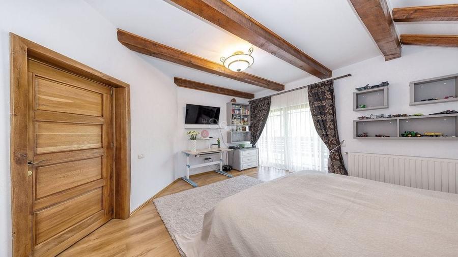 Suprafata generoasa teren - 31