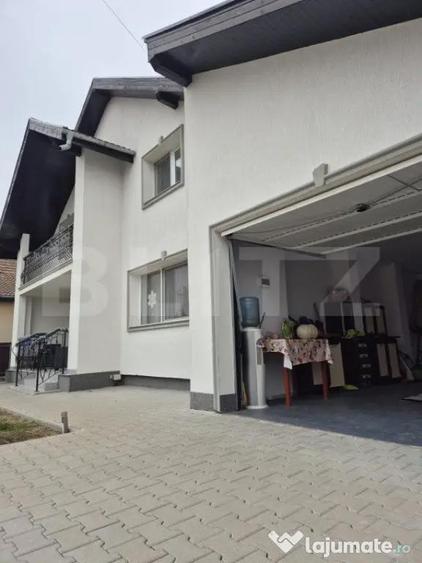 Vand sau schimb cu apartament vila superba cu 3 dormitoare - 2