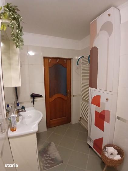 Apartament cu 4 camere decomandat în Gheorgheni