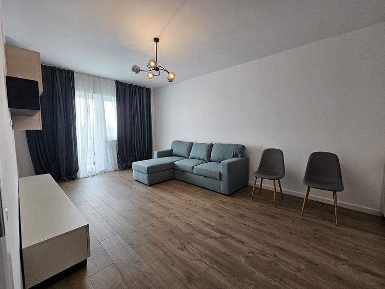 Inchiriez apartament 2 camere etaj 2, lift, Focsani zona Garii regim hotelier 300 - 4