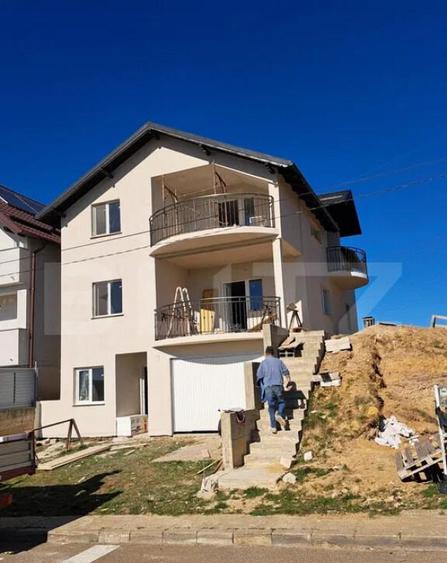 Casa cu etaj si demisol la GRI, 170 mp utili, 300 mp teren, - 4