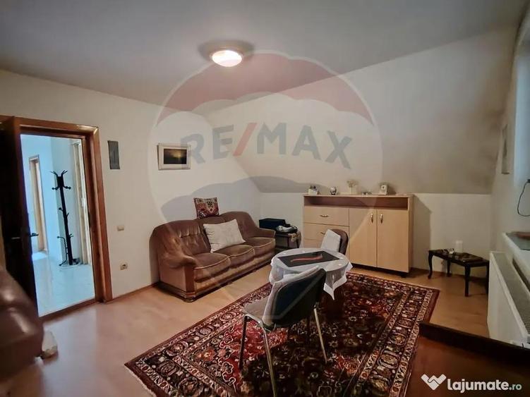 Casa / Vila cu 8 camere de vanzare in zona Central - 3