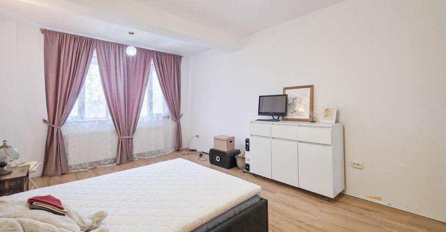 Casa spa?ioasa de vanzare Strada Republicii nr. 1... - 11