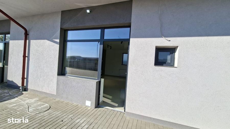 Spatiu Comercial, 38 m2, - 2