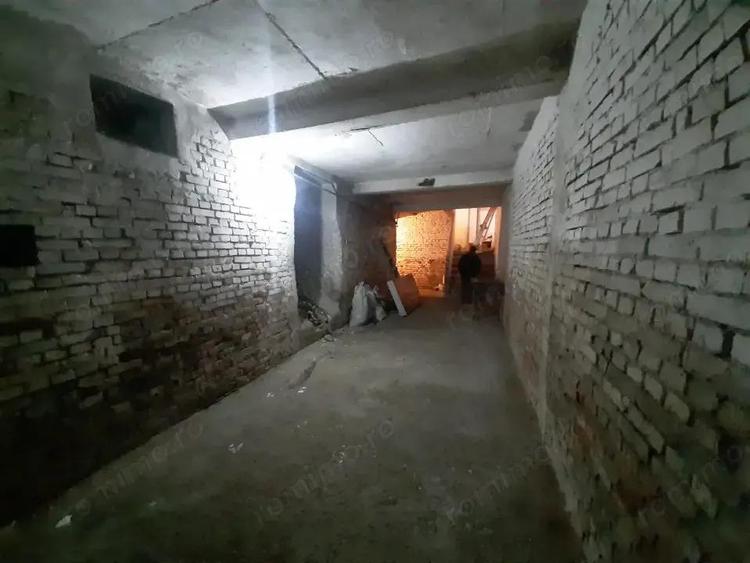 CLADIRE COMERCIALA SUB 300 EURO MP UTIL - 7