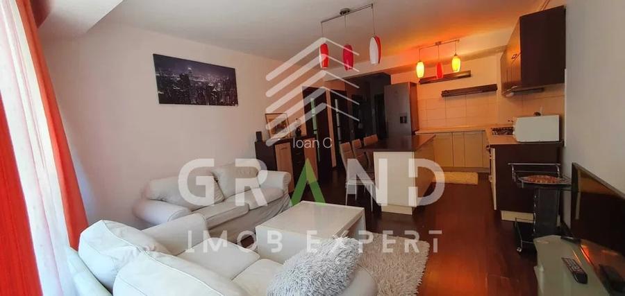 Apartament cu 3 camere semidecomandat, mobilat în Zorilor Apartament cu 3 camere semidecomandat, mobilat în Zorilor