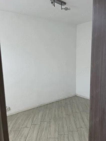 Hala Traian se inchiriaza casa pentru activitati firme 2 camere 50 mp 500 euro - 12