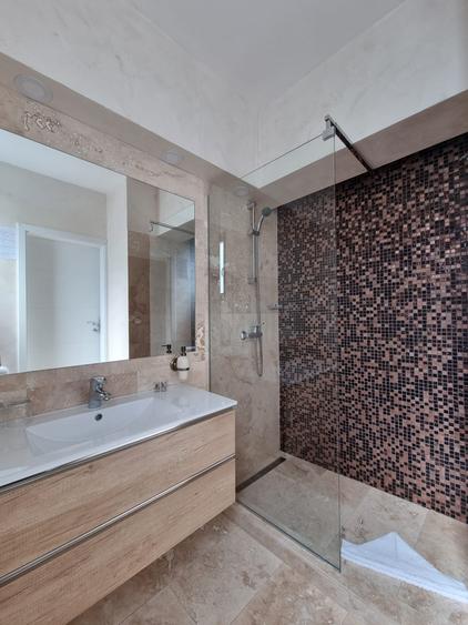 Vila turistica 3 *** de vanzare in Busteni - 5