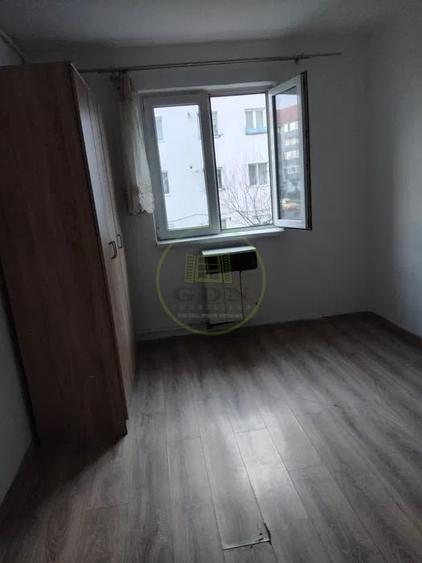 Garsonieră compactă cu potențial – Ștefan cel Mare, etaj 1 - 2
