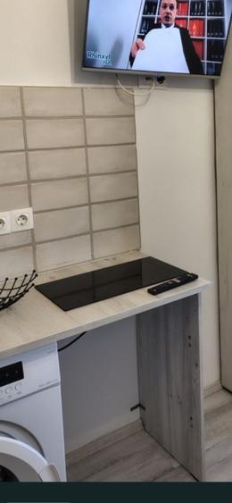 Camera moderna- baie proprie- Str Lamaitei - 6