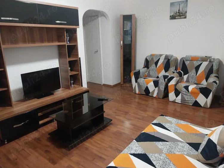 Inchiriez apartament 2camere - 3