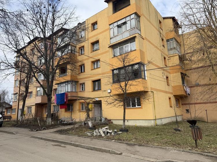 Apartament 2 camere 47 mp Dorohoi langa spital - 1