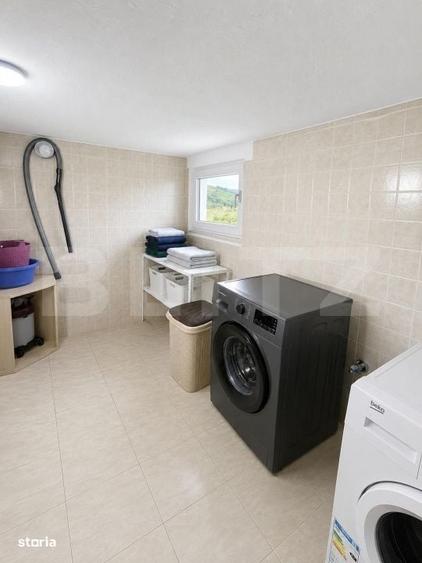 Casă cu 3 camere cu Teren 1295 Mp în Central