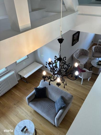 Apartament cu 4 camere în Capitale