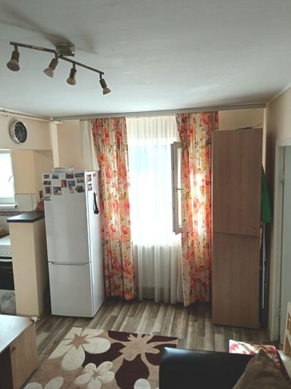 Apartament cu 2 camere, mobilat în Țiglari