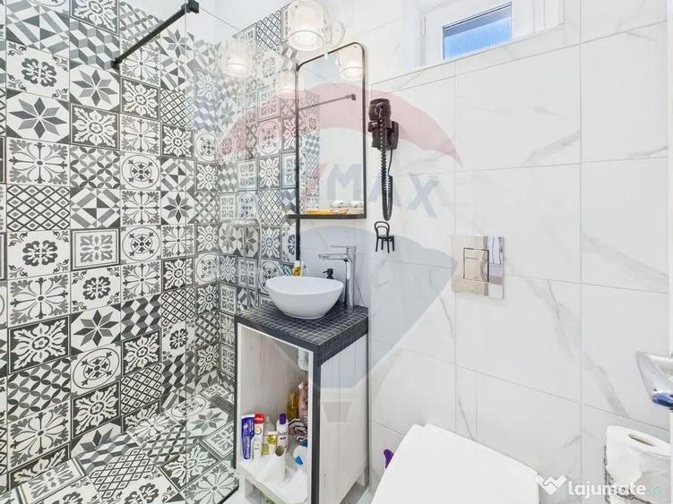 Casă cu 5 camere cu Canalizare în Central