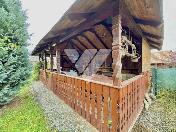 Duplex cu 5 camere cu Canalizare în Cârțișoara