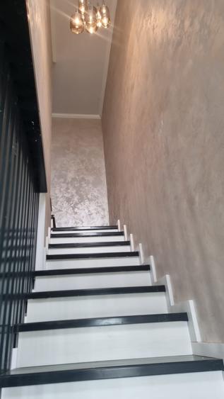 Casă individuală cu 5 camere cu Piscina în Bârnova